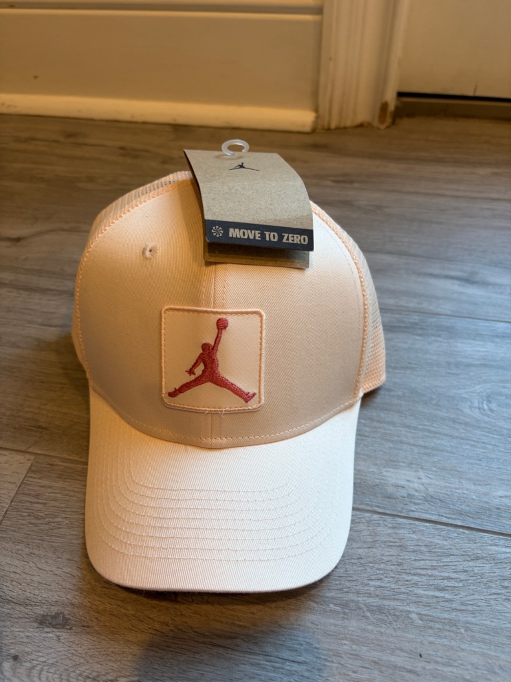 Nike Air Jordan trucker hat new with tags size L/XL blush and cream pink